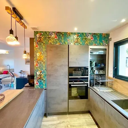 Avec Piscine Proche Plages Villa *